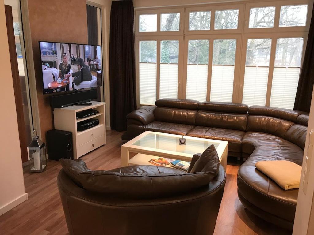 Exclusive Fewo In Warnemuende, 150M To The Beach, 2 Bathrooms, 2 Bedrooms, Sauna, Wifi And Much More. Rostock Extérieur photo